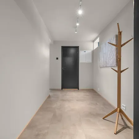 Villa Nansen - New Exclusive Villa, Multiple Units Tromso