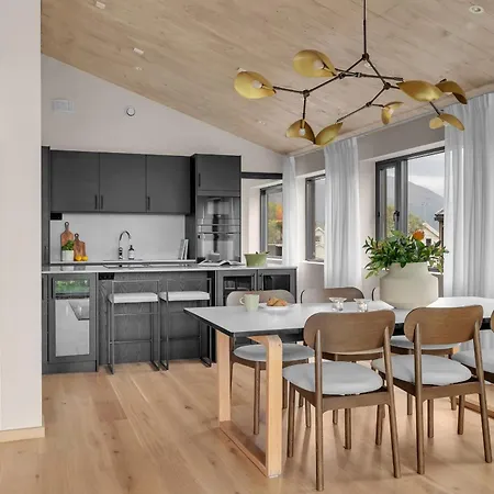Villa Nansen - New Exclusive Villa, Multiple Units *